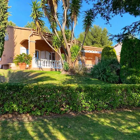 Au Calme A Sanary, Climatisee, Avec Piscine Villa *
